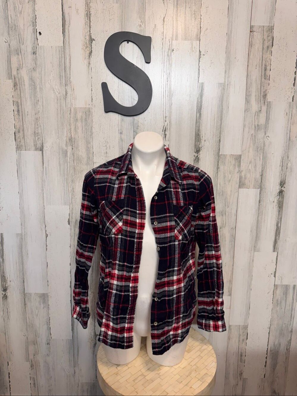 Natural Reflections Plaid Flannel Button Down Shirt Womens Small Navy Red Cotton